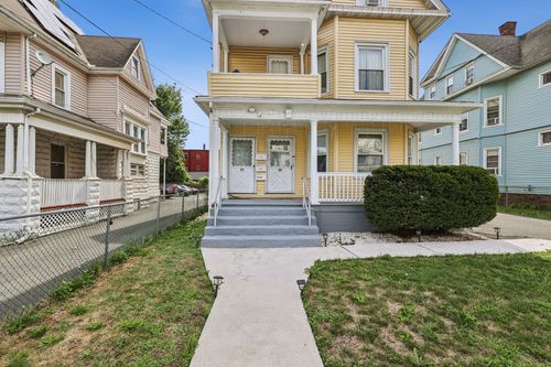 22 Irving St, Hartford, CT, 06112-2343 | Card Image