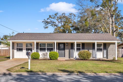 606 Clark Avenue, Ocean Springs, MS, 39564 | Card Image