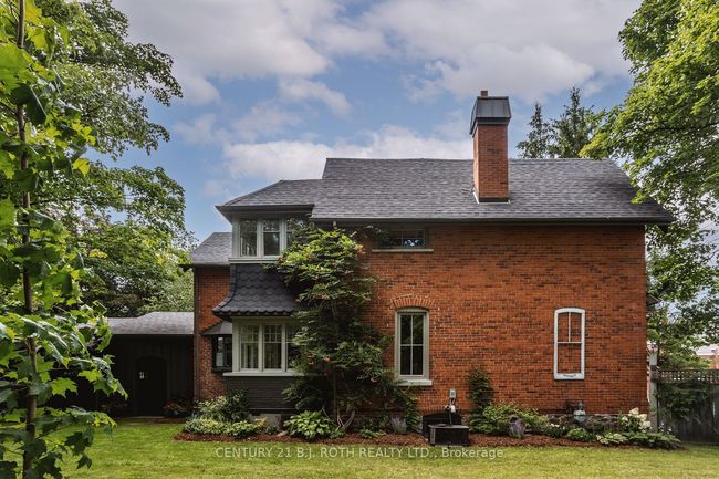 42 Burton Ave, House other with 3 bedrooms, 3 bathrooms and 2 parking in Barrie ON | Image 8