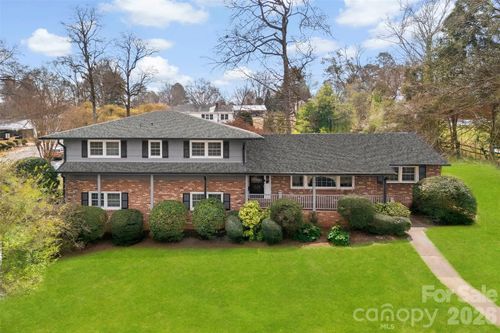 501 Eastwood Dr, Gastonia, NC, 28054-4910 | Card Image