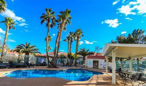 2005-2725 S Nellis Blvd, Las Vegas, NV, 89121-2089 | Card Image