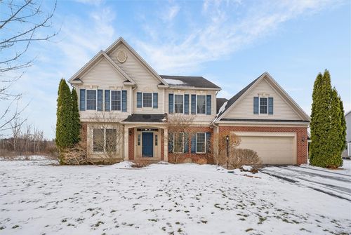 2 Chriswell Ln, Pittsford, NY, 14534-9461 | Card Image