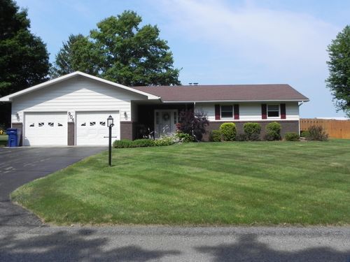 906 Bowman St, Colon, MI, 49040-9331 | Card Image