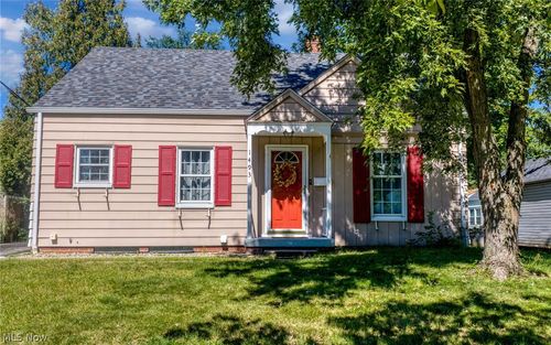 1493 Ridpath Ave, Akron, OH, 44313-7443 | Card Image