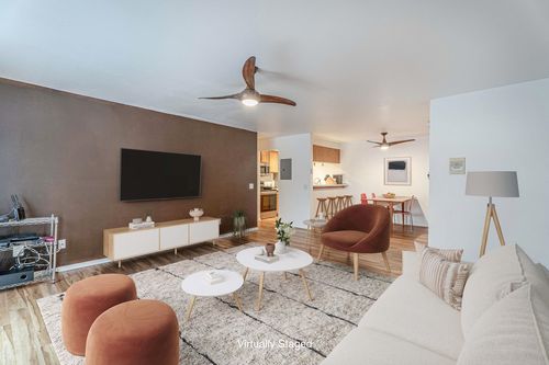 206-2410 Independence Lane, Madison, WI, 53704 | Card Image