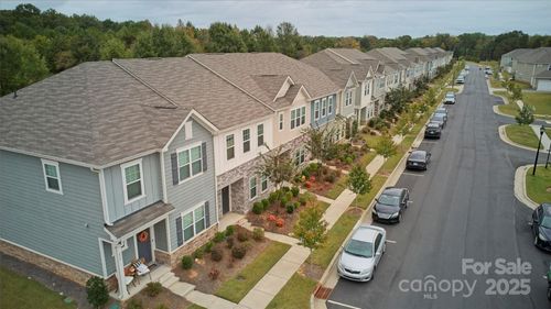 450 Sagecroft Ln, Indian Trail, NC, 28079-0465 | Card Image