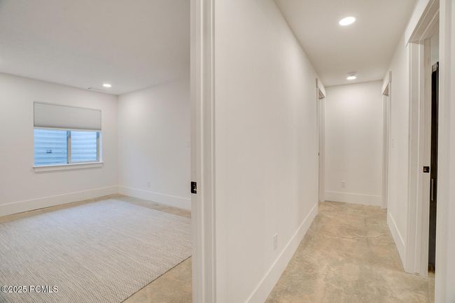 3035 S Big Hollow Rd, House other with 8 bedrooms, 5 bathrooms and null parking in Daniel UT | Image 40