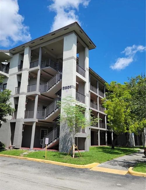 apt-307s-2801 Riverside Dr, Coral Springs, FL, 33065-5655 | Card Image