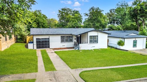 3916 Vanette Ln, Dallas, TX, 75216-6055 | Card Image