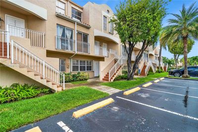 6-103 - 8580 Nw 6th Ln, Condo with 2 bedrooms, 2 bathrooms and null parking in Miami FL | Image 1