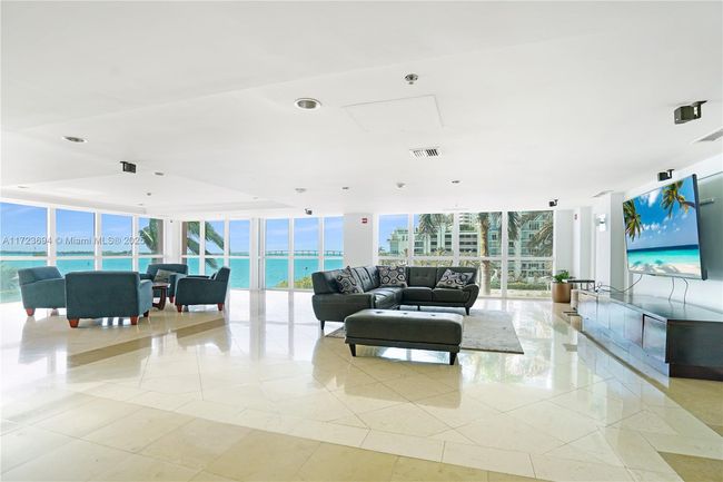 APT-704 - 1155 Brickell Bay Dr, Condo with 3 bedrooms, 2 bathrooms and null parking in Miami FL | Image 77