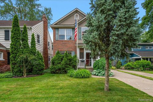 366 W Marshall St, Ferndale, MI, 48220-2469 | Card Image