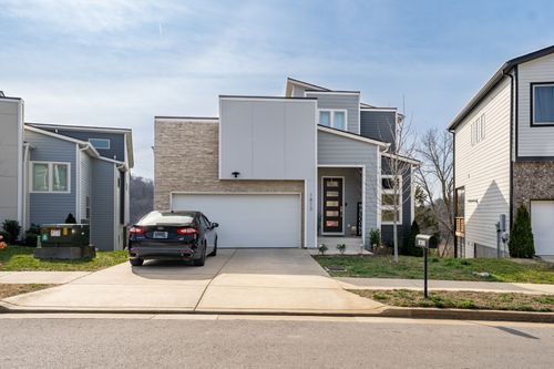 1813 Sprucewood Ln, Nashville, TN, 37211-2682 | Card Image