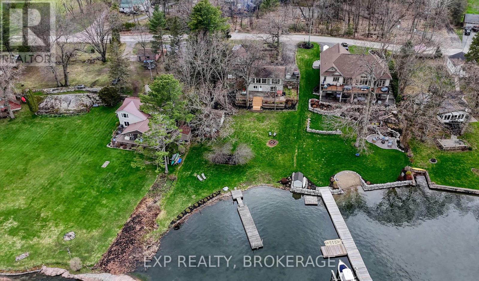 Residential in Leeds and the Thousand Islands