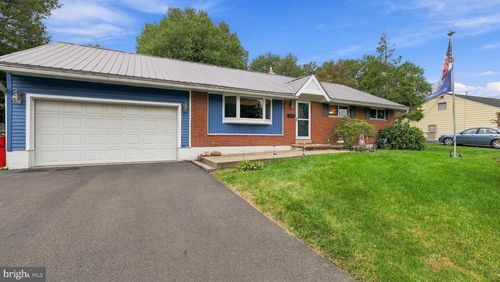 523 Sherwood Ln, HATBORO, PA, 19040-1306 | Card Image