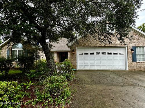 9155 Oak Ridge Plantation Dr, Calabash, NC, 28467-3071 | Card Image