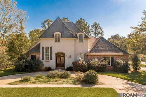 710 Carriage Way, Baton Rouge, LA, 70808-4833 | Card Image