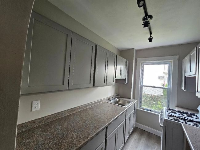 156 Bradford Ave, Home with 9 bedrooms, 3 bathrooms and null parking in Fall River MA | Image 8