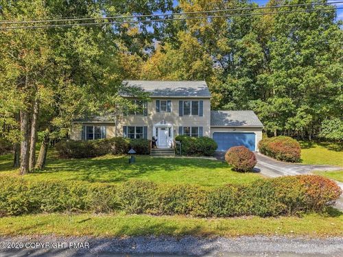 2125 Vista Cir, East Stroudsburg, PA, 18302-6629 | Card Image