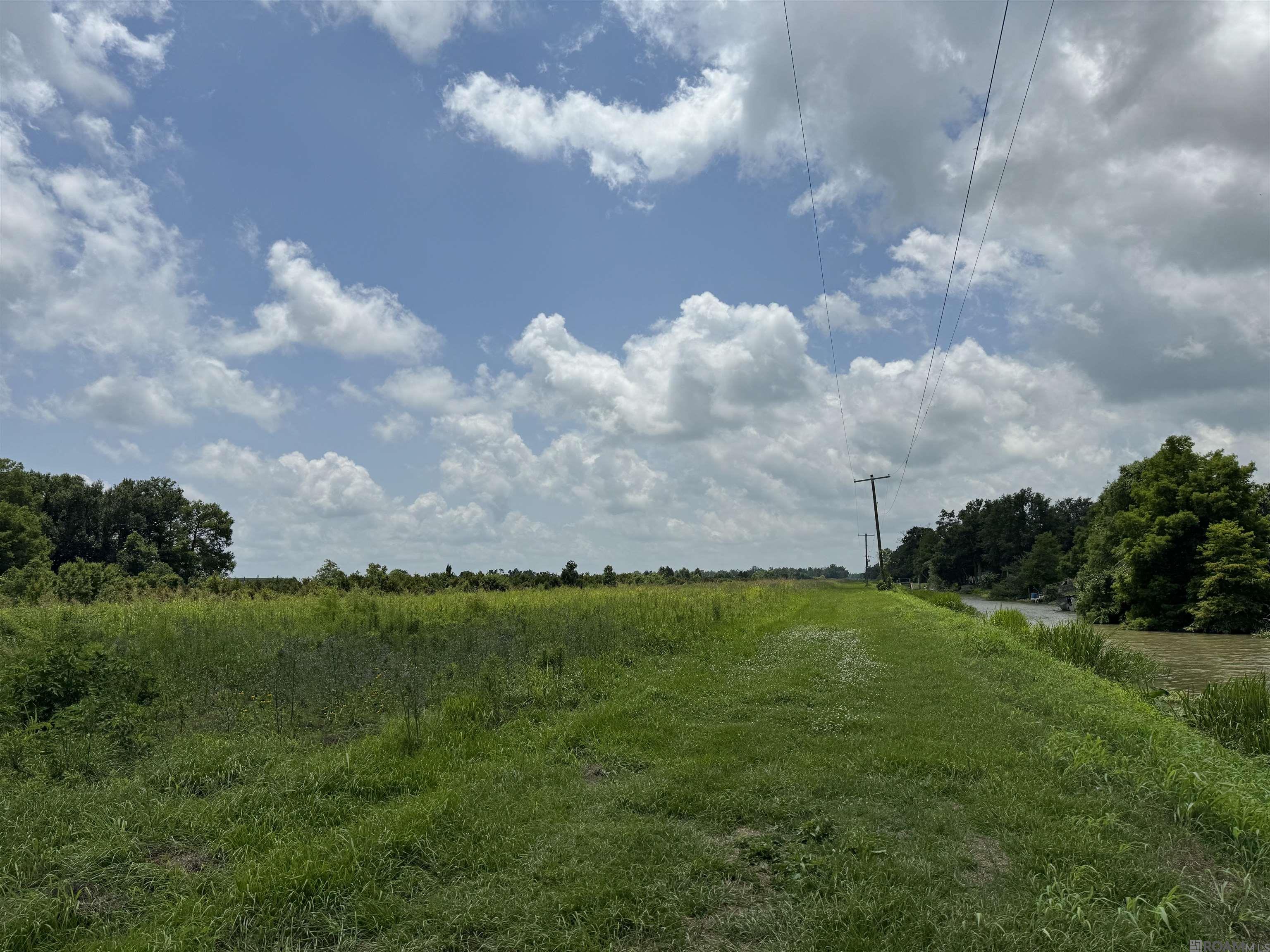 Land in Raceland 3