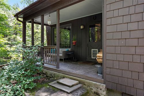 96 Enchanted Valley Road Ext, Cornwallville, NY, 12418-1724 | Card Image