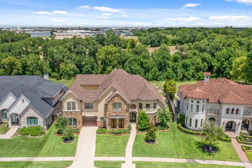 915 Windsor Woods Ln, Katy, TX, 77494-5000 | Card Image