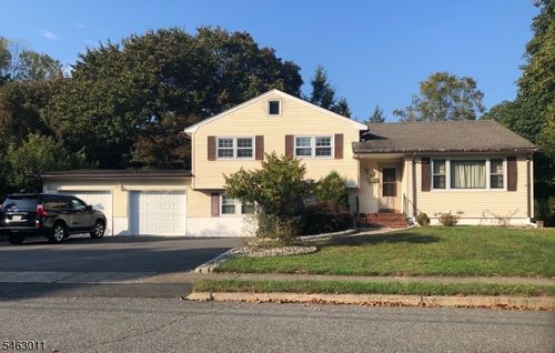 34 Cathyann Ct, Wayne, NJ, 07470-3073 | Card Image