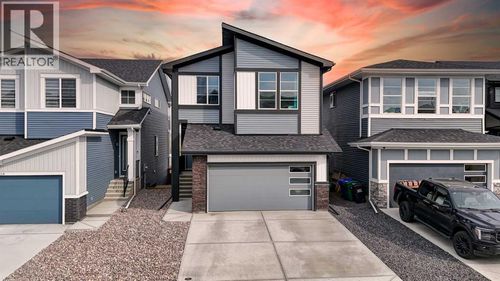 110 Precedence View, Cochrane, AB, T4C3E2 | Card Image