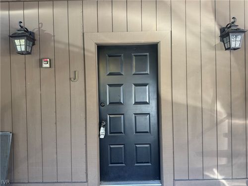 j-924 Incline Way, Incline Village, NV, 89451 | Card Image