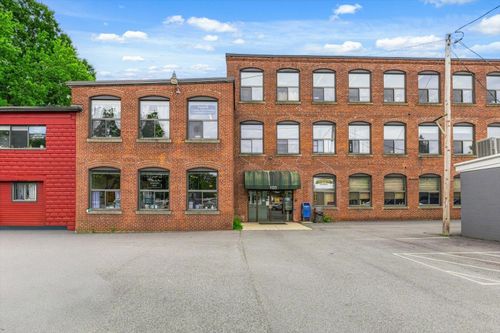 103 Roxbury St, Keene, NH, 03431-8801 | Card Image