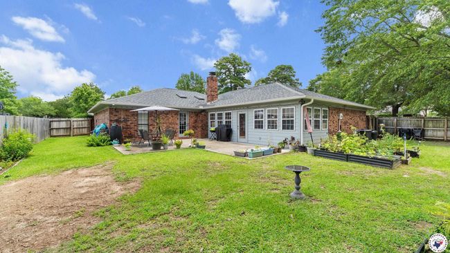 201 Larkspur Ln, House other with 3 bedrooms, 2 bathrooms and null parking in Wake Village TX | Image 7
