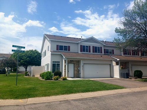 21196 N Morgan Dr, Forest Lake, MN, 55025-7107 | Card Image