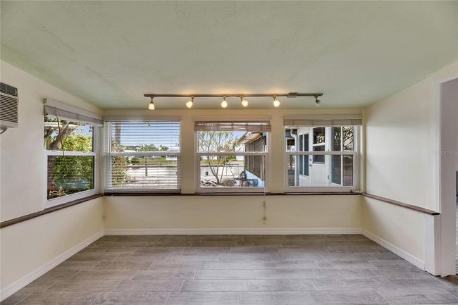832 Seabreeze Dr, House other with 3 bedrooms, 2 bathrooms and null parking in RUSKIN FL | Image 43
