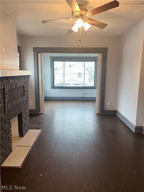 5-8208 Denison Avenue, Cleveland, OH, 44102 | Card Image