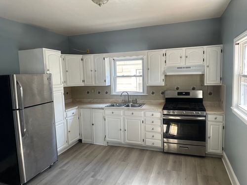 2-7 Gayland St, Boston, MA, 02125-3806 | Card Image