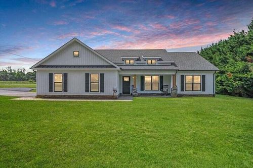 915 Morewood Rd, Hardy, VA, 24101 | Card Image