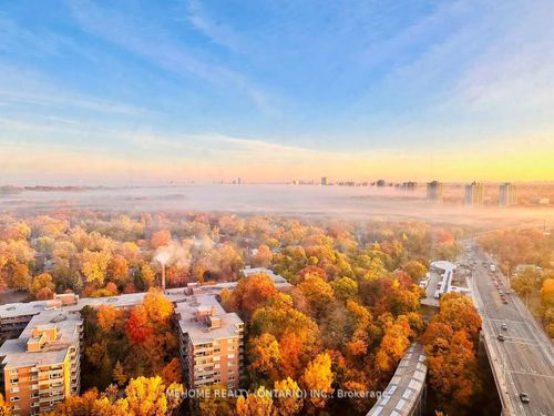 2324-585 Bloor St E, Toronto, ON, M4W0B3 | Card Image
