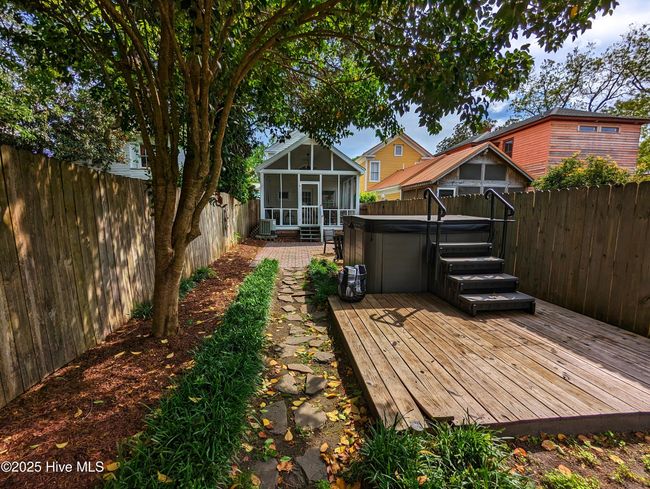 750 W 2 Nd St, House other with 2 bedrooms, 2 bathrooms and null parking in Washington NC | Image 25