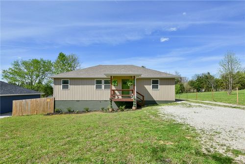 8144 Doc Meyer Rd, Seligman, MO, 65745-4203 | Card Image