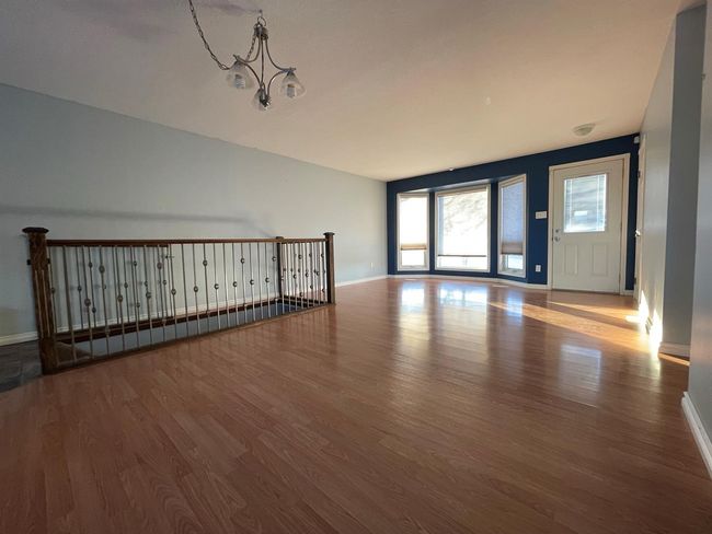 5209 49 Street, House other with 4 bedrooms, 2 bathrooms and 4 parking in Kitscoty AB | Image 8