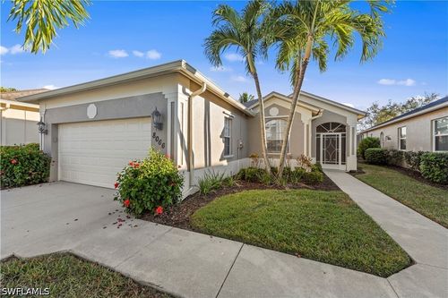 8066 Tauren Ct, NAPLES, FL, 34119-7716 | Card Image