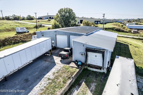 874 Bloomfield Rd, Springfield, KY, 40069-8416 | Card Image