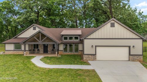354 Fairway Dr, Dandridge, TN, 37725-1588 | Card Image