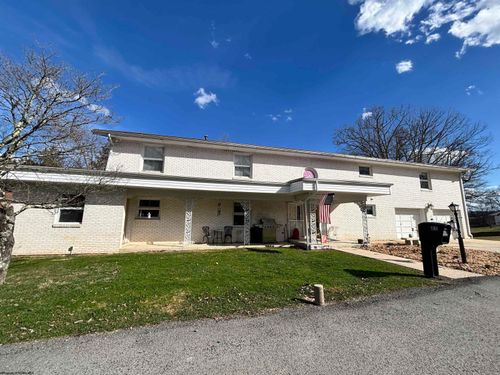 85 Woodsboro Dr, Philippi, WV, 26416-9319 | Card Image