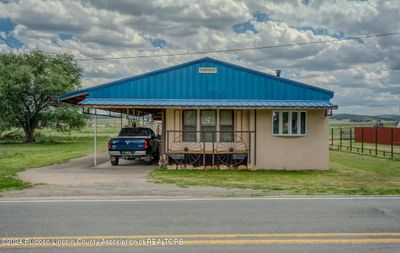 229 West Fifth Street, House other with 3 bedrooms, 2 bathrooms and null parking in Capitan NM | Image 2