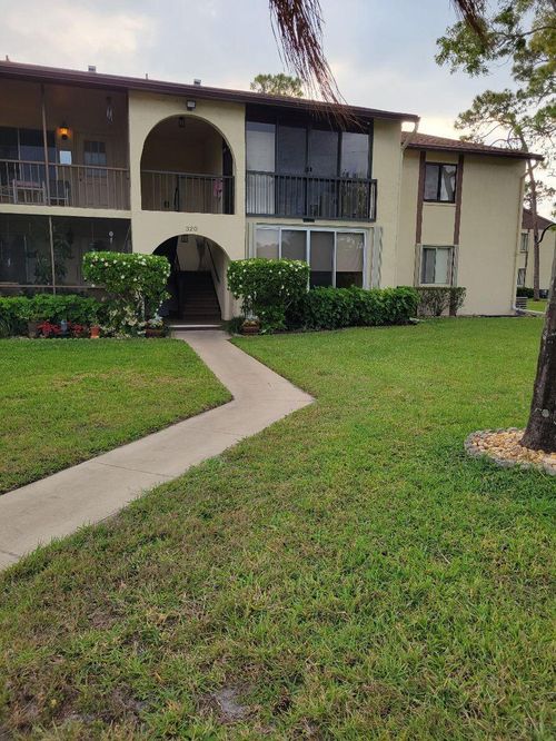 c2-320 Knotty Pine Cir, Greenacres, FL, 33463-9189 | Card Image