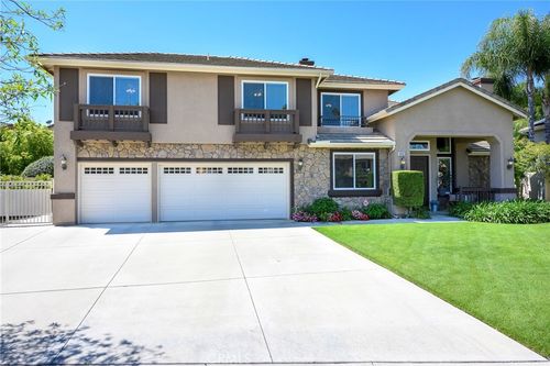972 Bouquet Cir, Corona, CA, 92881 | Card Image