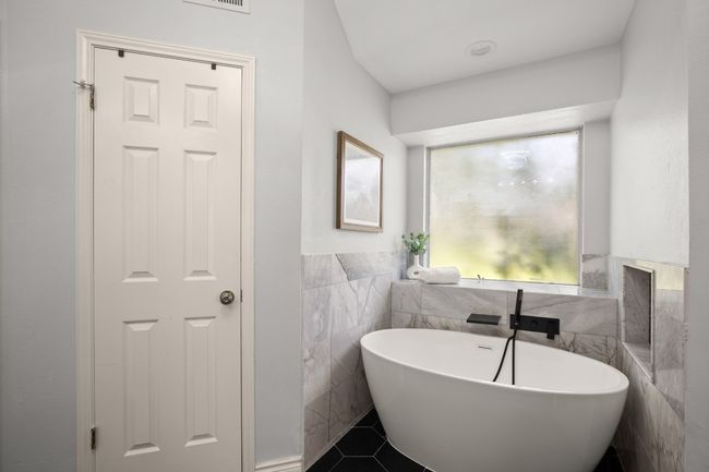 6115 Rickerhill Ln, House other with 5 bedrooms, 4 bathrooms and 4 parking in Austin TX | Image 21