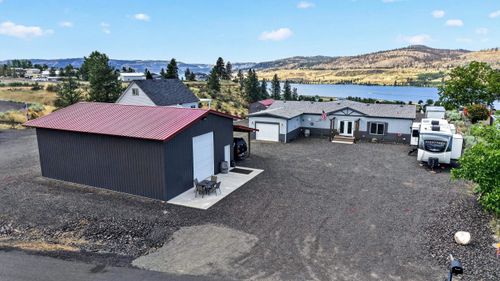 42345 Doe Rd N, Deer Meadows, WA, 99122-9461 | Card Image