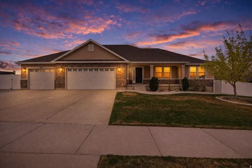 678 W Cory Rd, South Jordan, UT, 84095-4045 | Card Image